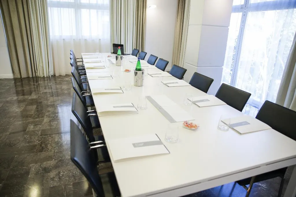 Conferences, Palace Hotel, Naples