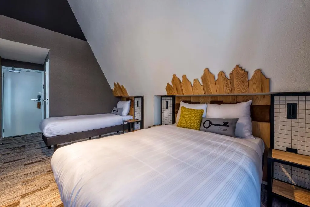 TRIPLE STANDARD Room, Mr Jordaan Hotel, Amsterdam