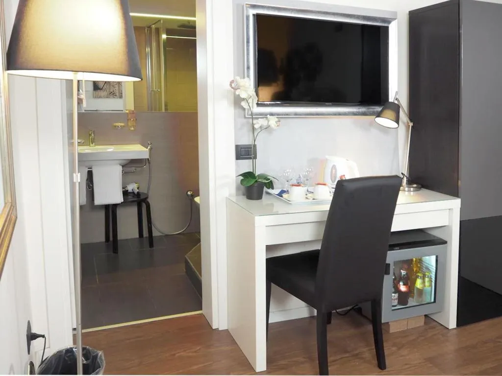 Room, Residenza 54, Florence