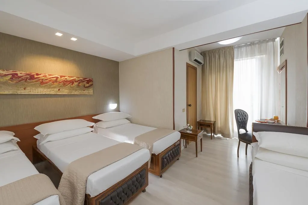 TWIN NON SMOKING Room, Hotel Rouge et Noir Roma, Rome