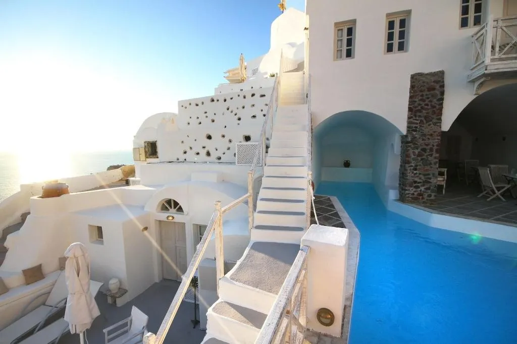 Sports and Entertainment, Oia Mare Villas, Santorini