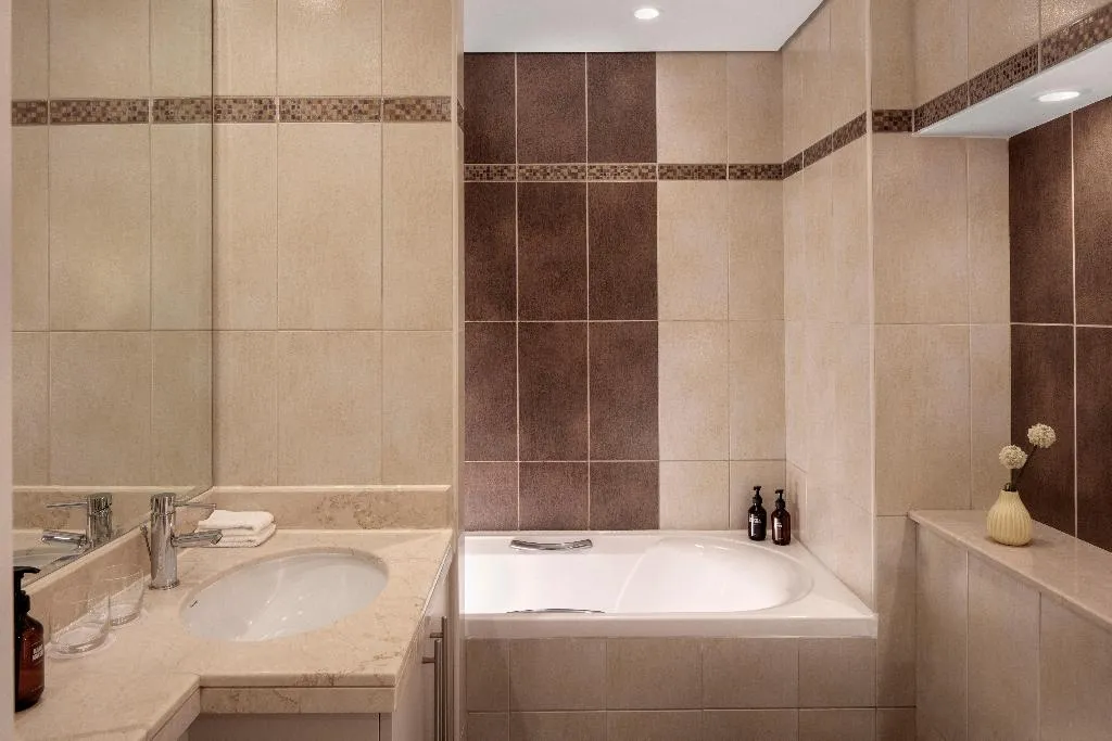 SUITE SEA VIEW Room, Staybridge Suites Dubai Internet City, Dubai