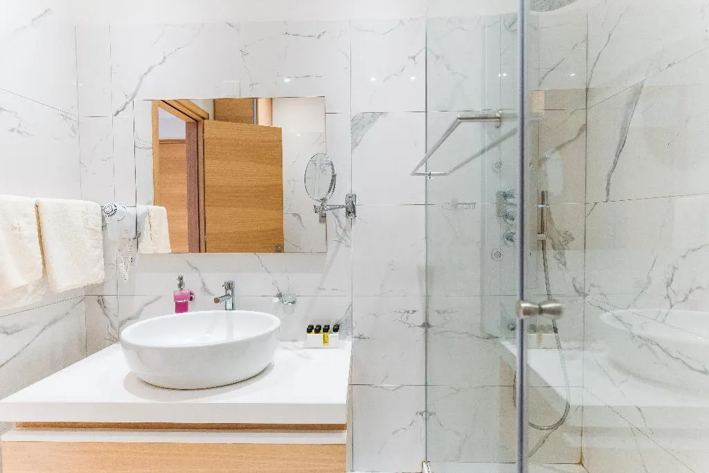 JUNIOR SUITE SEA VIEW Room, Vrachia Beach Hotel & Suites - Adults Only, Cyprus