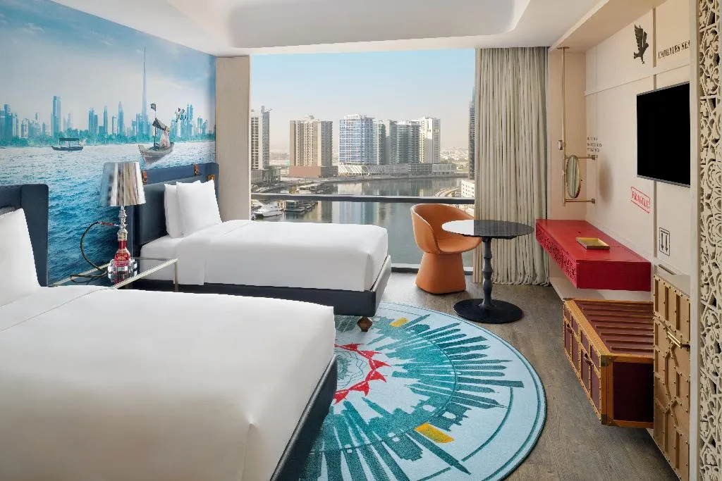 TWIN PREMIUM Room, Hotel Indigo Dubai Downtown, Dubai