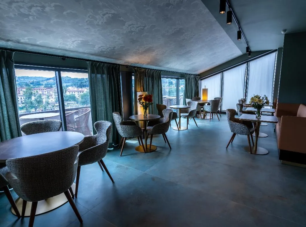 Bar, Columbus Urban Resort, Florence