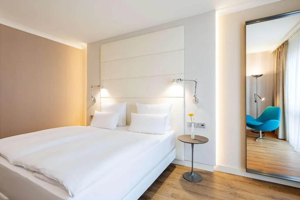 DOUBLE SINGLE USE STANDARD Room, NH Berlin Alexanderplatz, Berlin
