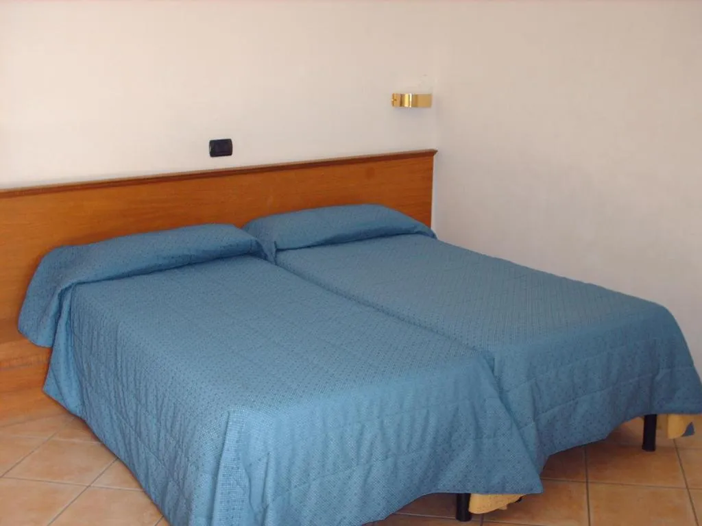 TRIPLE SUPERIOR Room, Casalpina Don Barra, Milan