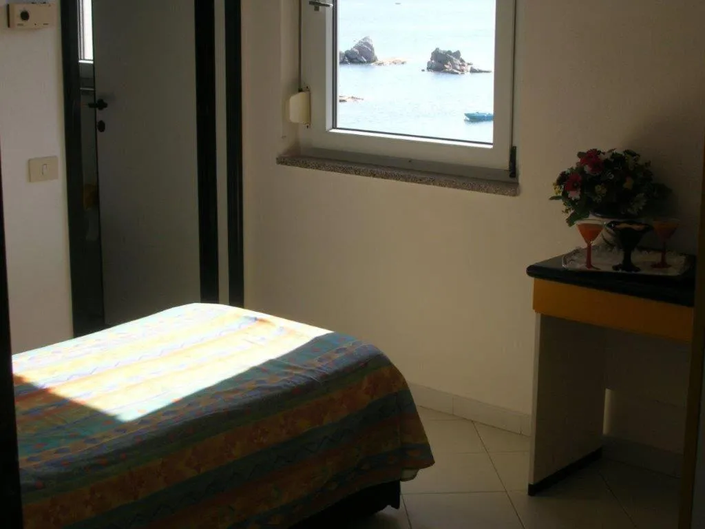 Room, Hotel Nido D'Aquila, Olbia