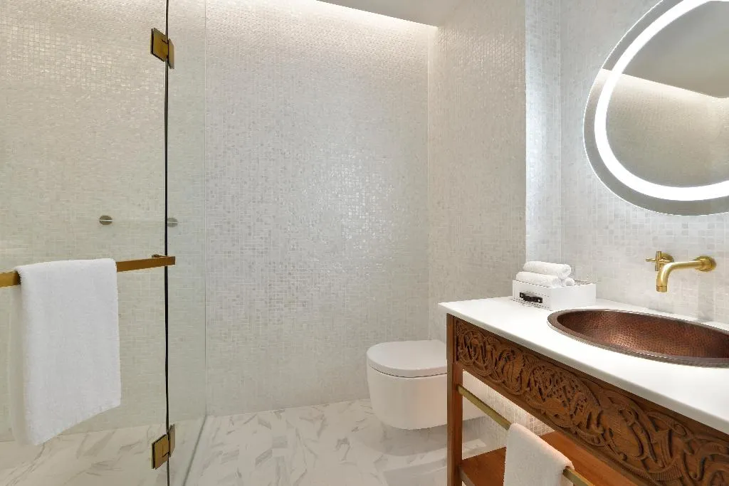 TWIN PREMIUM Room, Hotel Indigo Dubai Downtown, Dubai