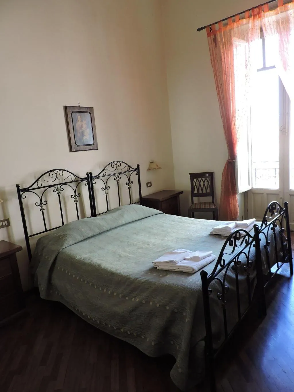Room, Concordia, Palermo