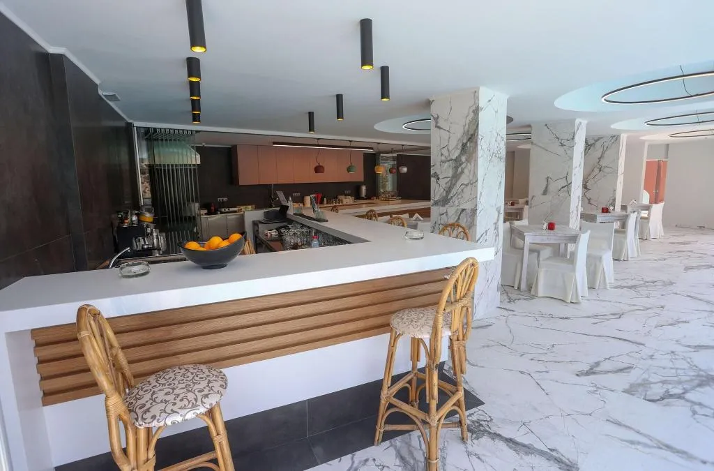 Restaurant, Petra, Crete