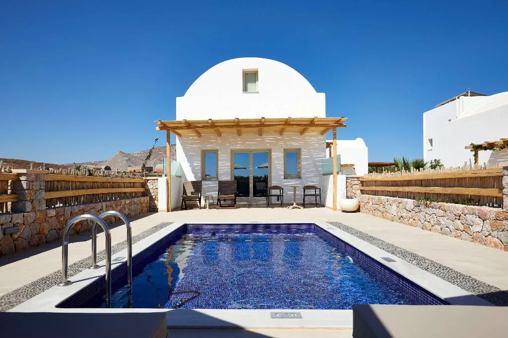 SUITE DUPLEX Room, Sea Breeze Santorini Beach Resort, Curio Collectio, Santorini
