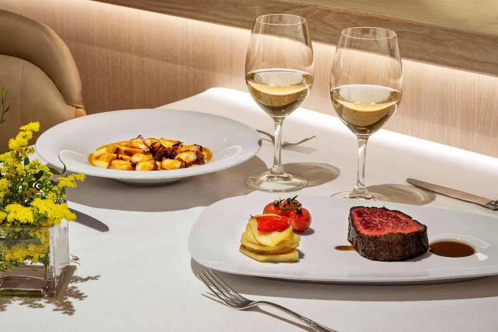 Restaurant, Melia Castilla, Madrid