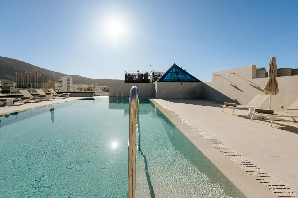 Pool, Hotel Reveron Plaza, Tenerife