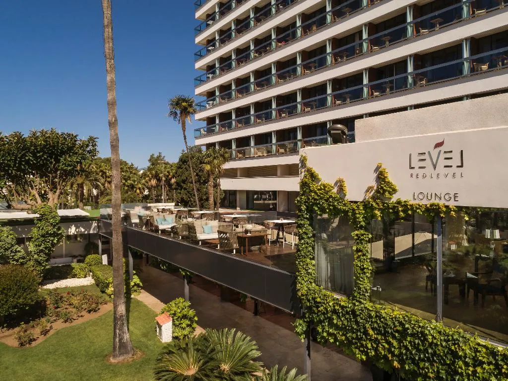 Terrace, Hotel Don Pepe Gran Meliá, Costa Del Sol