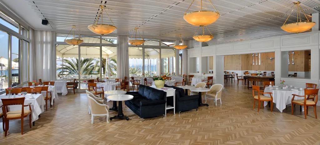 Restaurant, Hotel Victoria Gran Meliá, Majorca