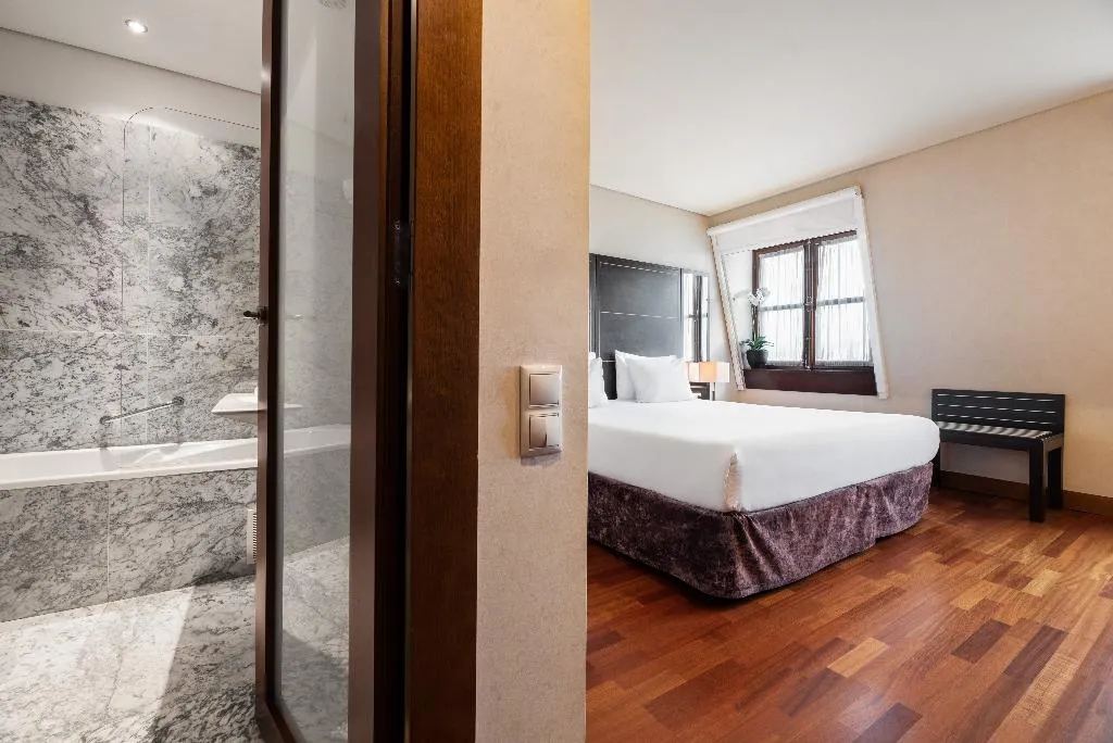DOUBLE SINGLE USE STANDARD Room, Eurostars das Artes, Porto