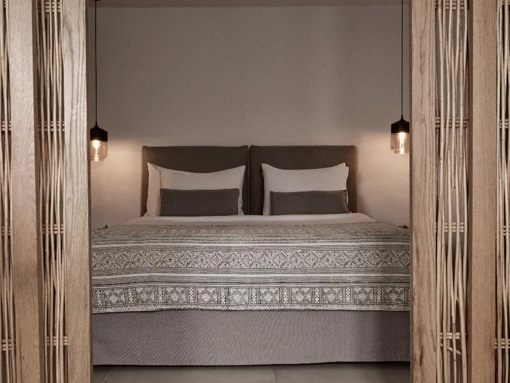 SUITE WITH JACUZZI Room, Boho Suites Mykonos, Mykonos