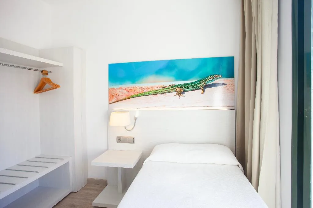 SINGLE STANDARD Room, Hotel Rosales Formentera, Ibiza