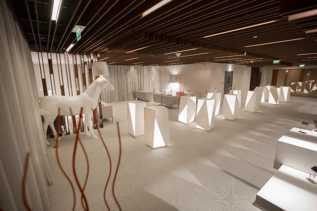 Bar, The Act Hotel, Dubai
