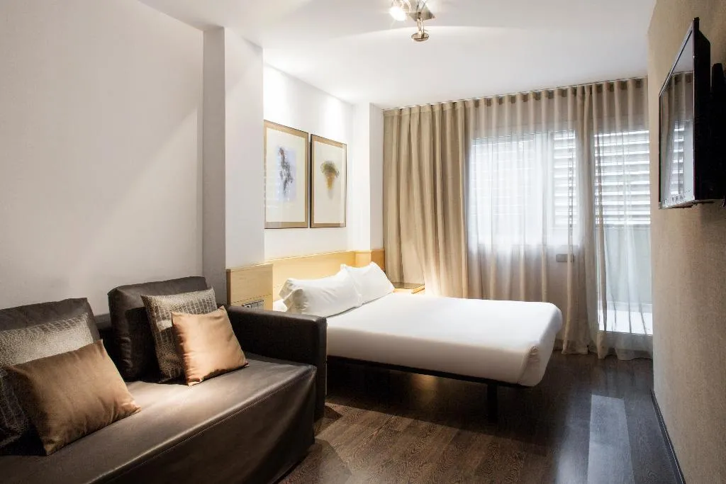 APARTMENT SUPERIOR WITH TERRACE Room, Barcelona Apartment Aramunt, Barcelona