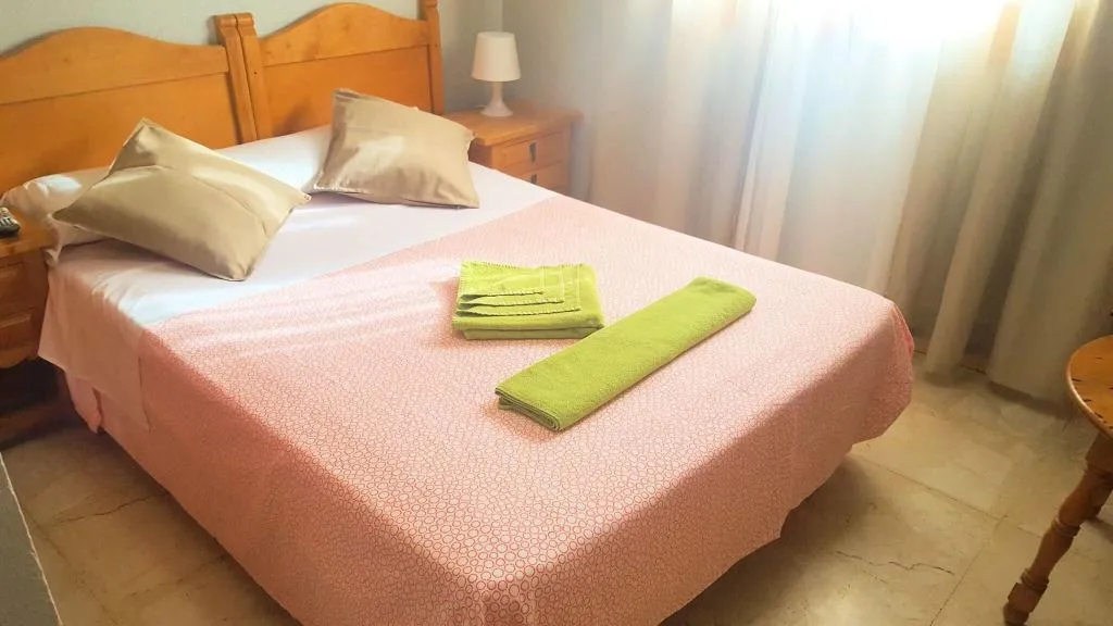 DOUBLE STANDARD Room, Hostal El Peine, Madrid