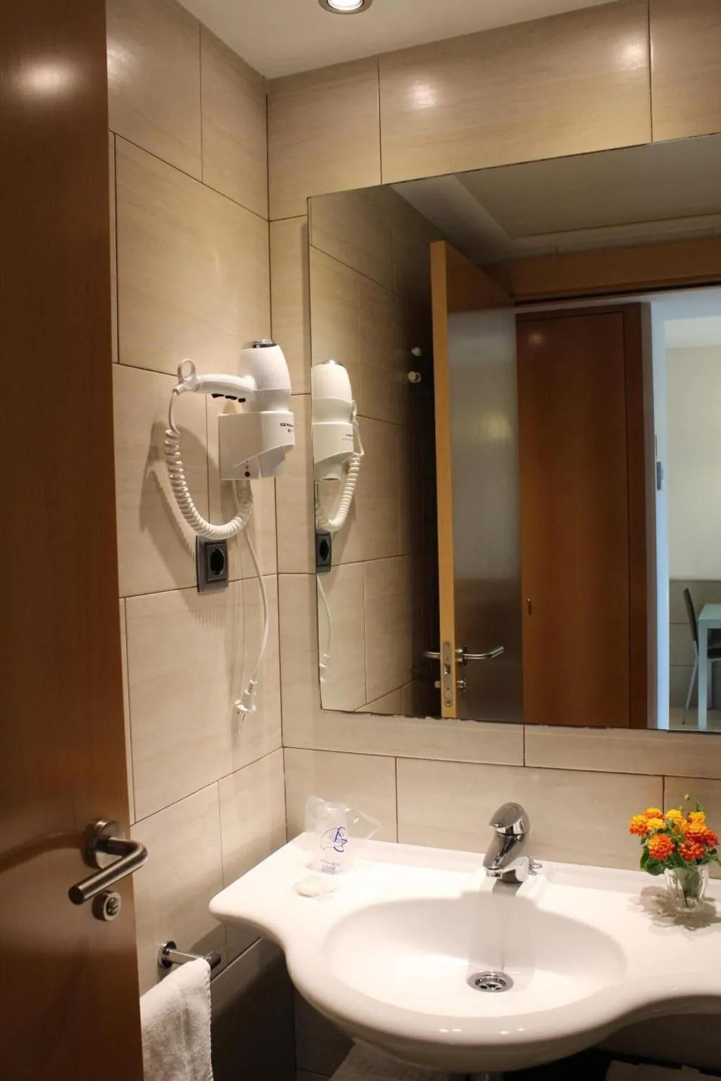 Room, Royal Marina Gardens, Barcelona