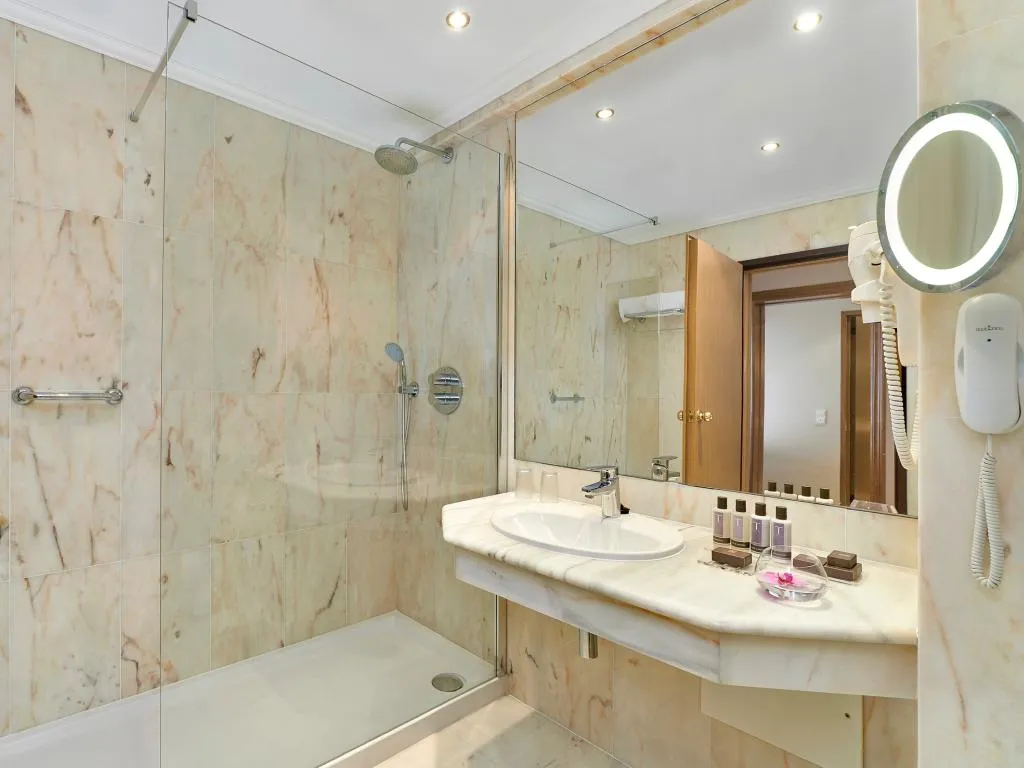 Double or Twin SIDE SEA VIEW Room, Ria Park Hotel and Spa, Algarve