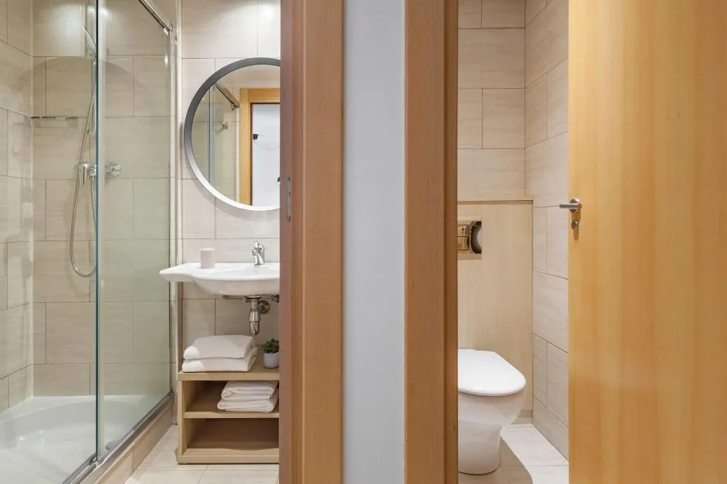 Room, Royal Marina Gardens, Barcelona