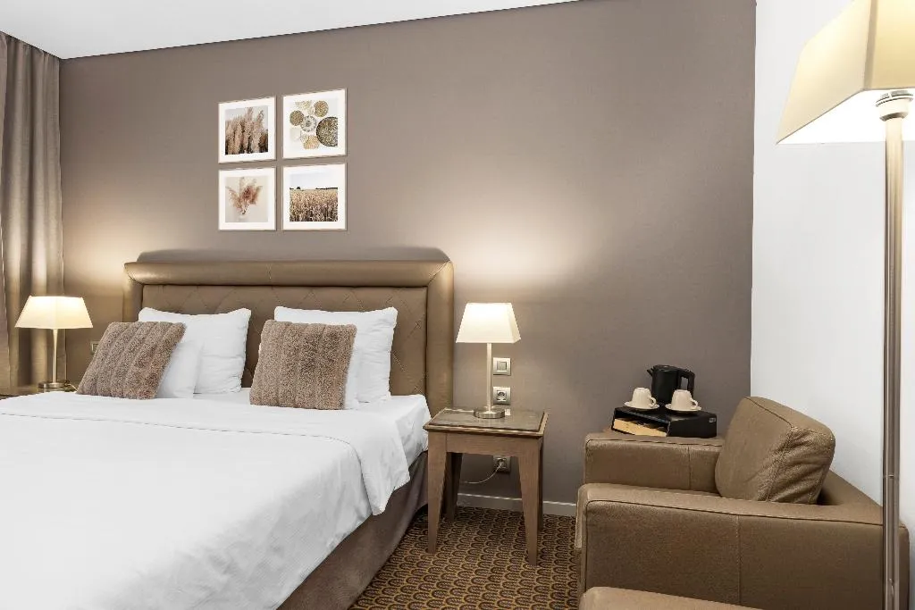Double or Twin SUPERIOR Room, Hotel Royal Prague, Prague
