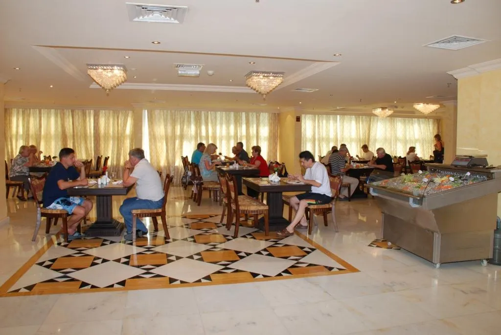 Restaurant, Al Bustan Hotel, Dubai