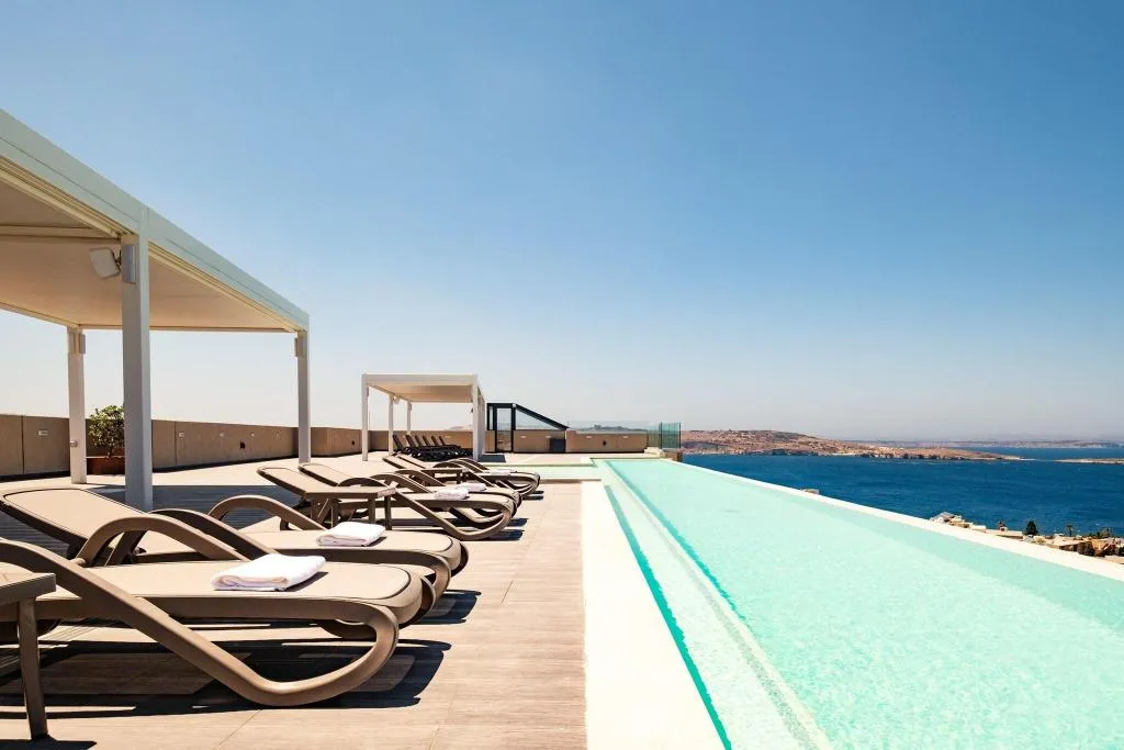 Pool, Mayflower Hotel, Malta
