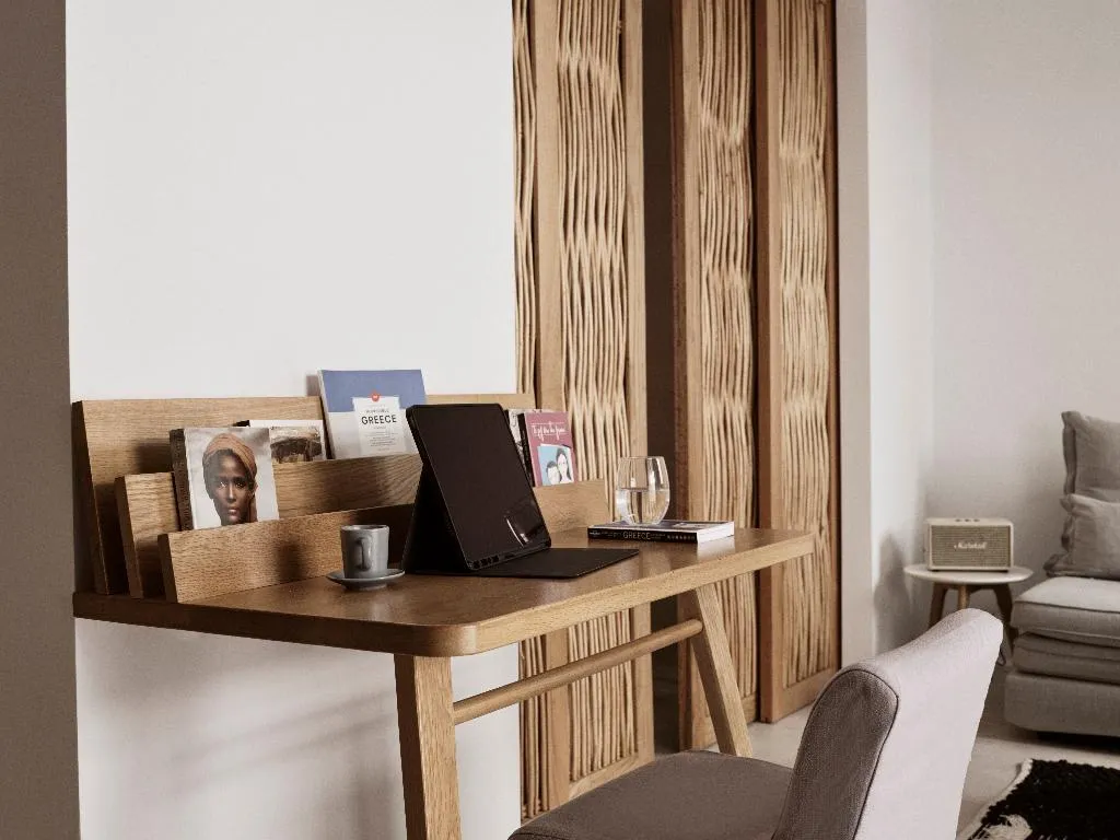 SUITE WITH JACUZZI Room, Boho Suites Mykonos, Mykonos