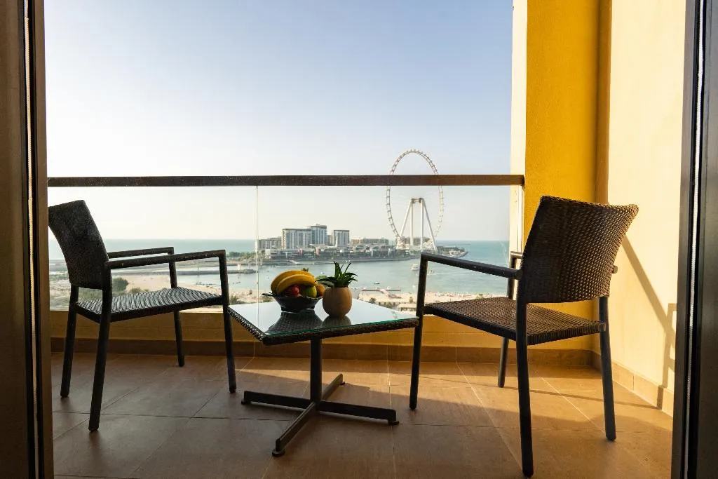 DOUBLE SEA FRONT Room, Amwaj Rotana-Jumeirah Beach, Dubai