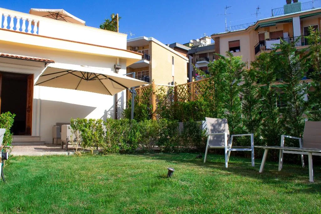 General view, Relais Villa Montedonzelli, Naples
