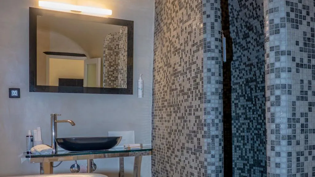 SUITE PREMIUM SEA VIEW Room, Apeiron Blue Santorini - Apeiron Hotels, Santorini
