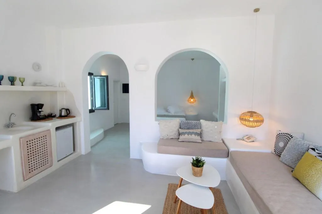 Room, Filira Suites, Santorini