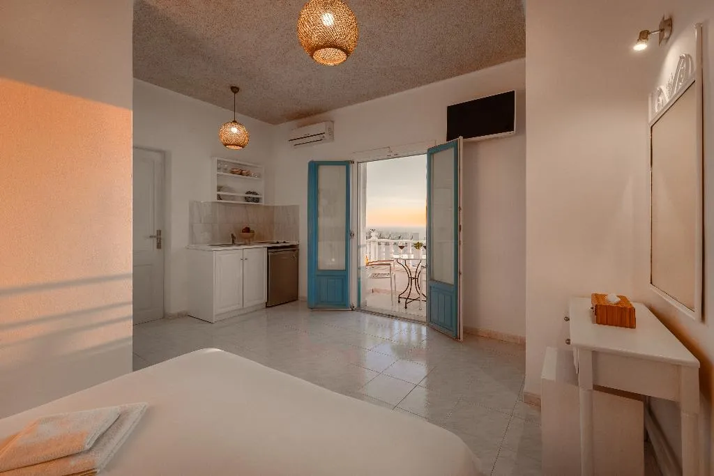 JUNIOR SUITE SEA VIEW WITH BALCONY Room, Nevma Suites, Santorini