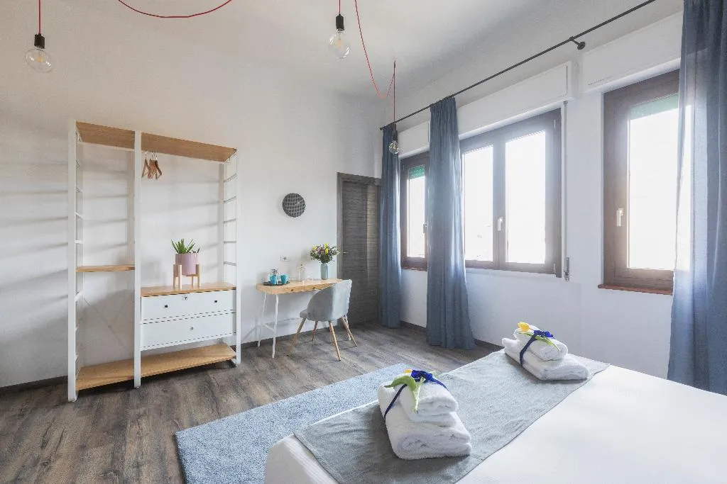 TRIPLE STANDARD Room, Miceli Civico 50, Florence