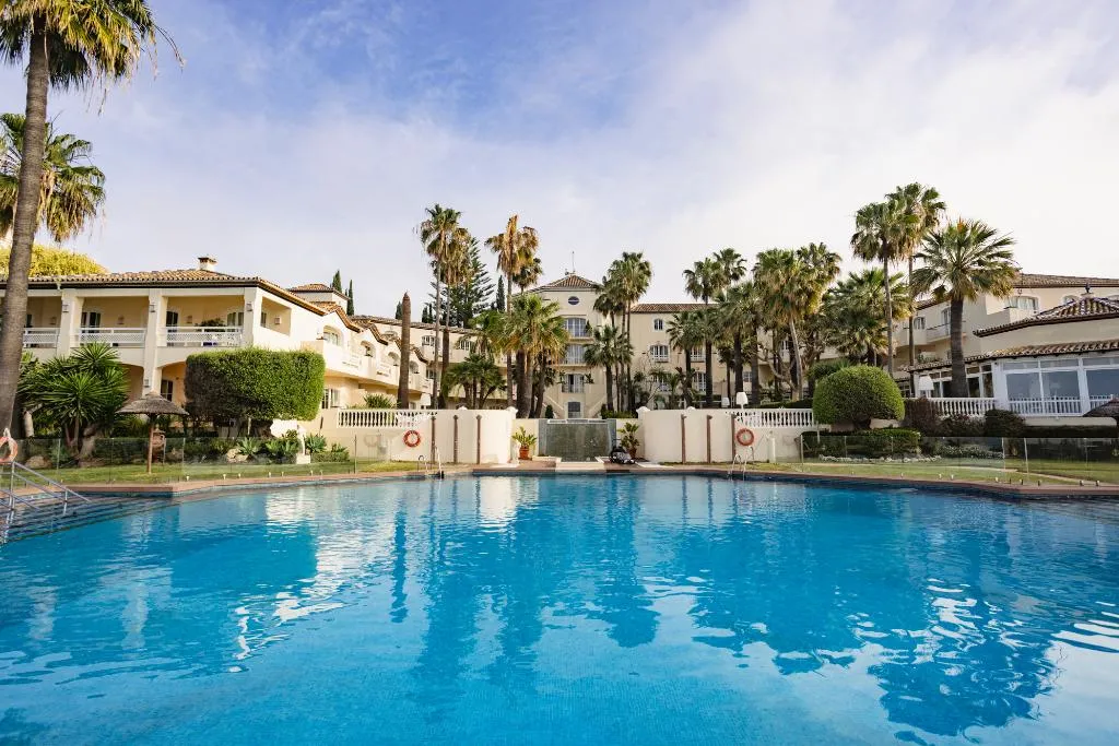 Pool, Las Dunas Grand Luxury Hotel, Costa Del Sol