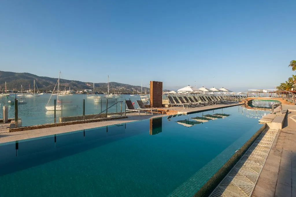 Pool, Leonardo Royal Hotel Mallorca, Majorca