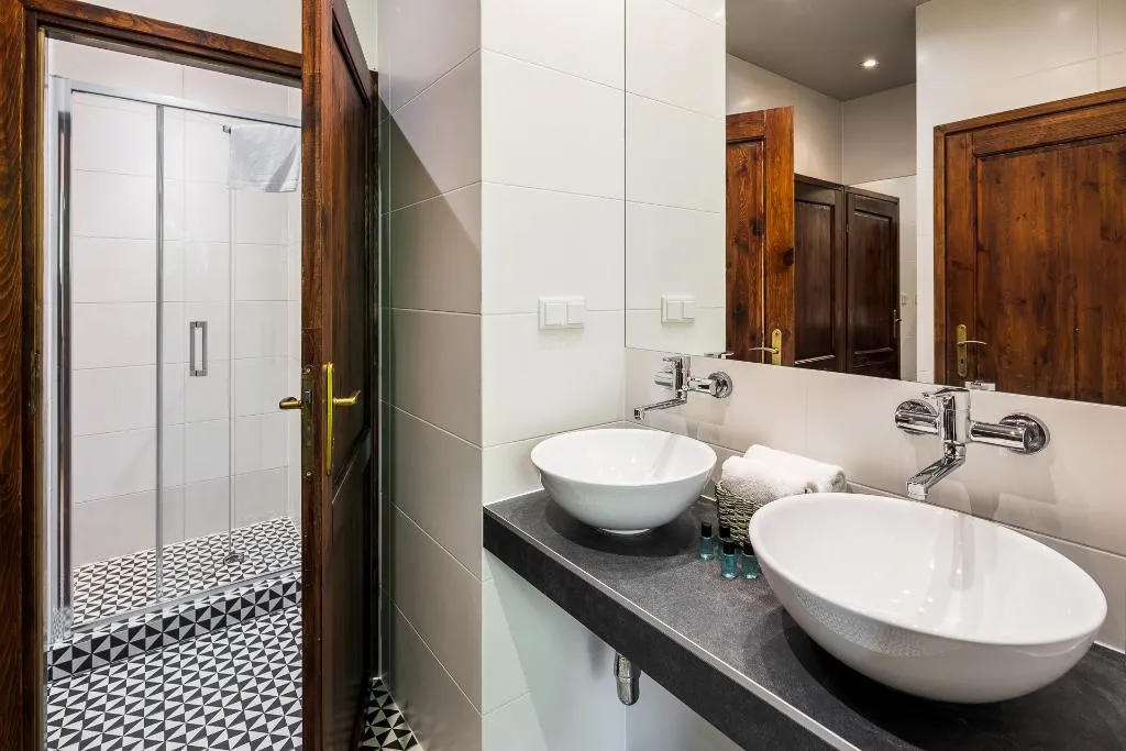 APARTMENT TWO BEDROOMS Room, Garden House Apartments, Krakow