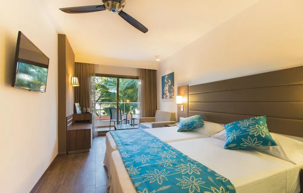 DOUBLE GRAND Room, Hotel Riu Bravo - 0'0 All Inclusive, Majorca