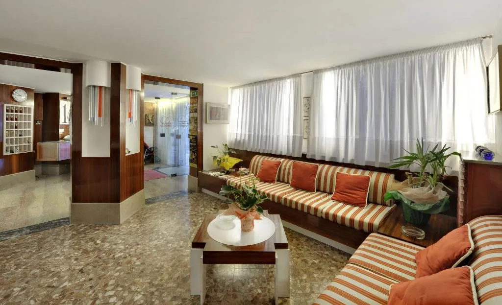 Lobby, Hotel Caprera, Venice