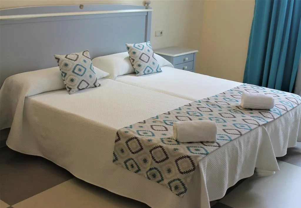 Double or Twin STANDARD Room, Playa Sol, Majorca
