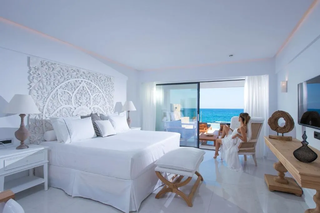 Double or Twin WITH PRIVATE POOL Room, Abaton Island Resort & Spa, Crete