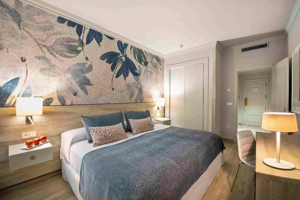 DOUBLE STANDARD Room, Salles Hotel Malaga Centro, Costa Del Sol