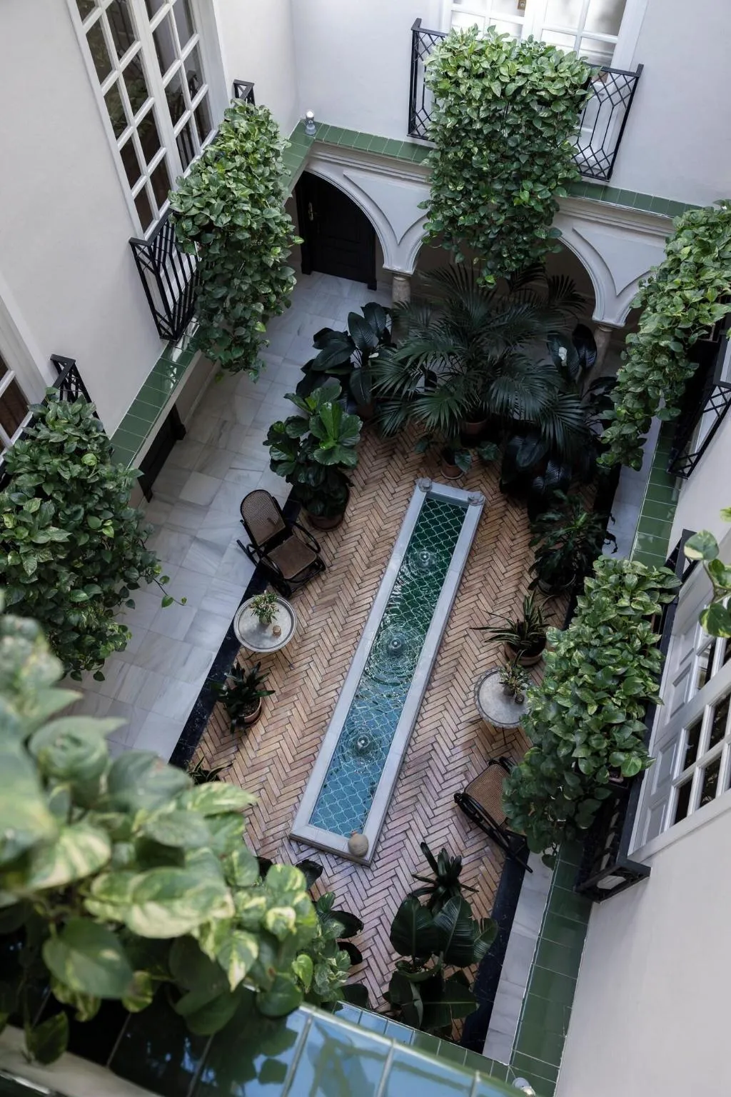 Terrace, Gravina 51, Seville