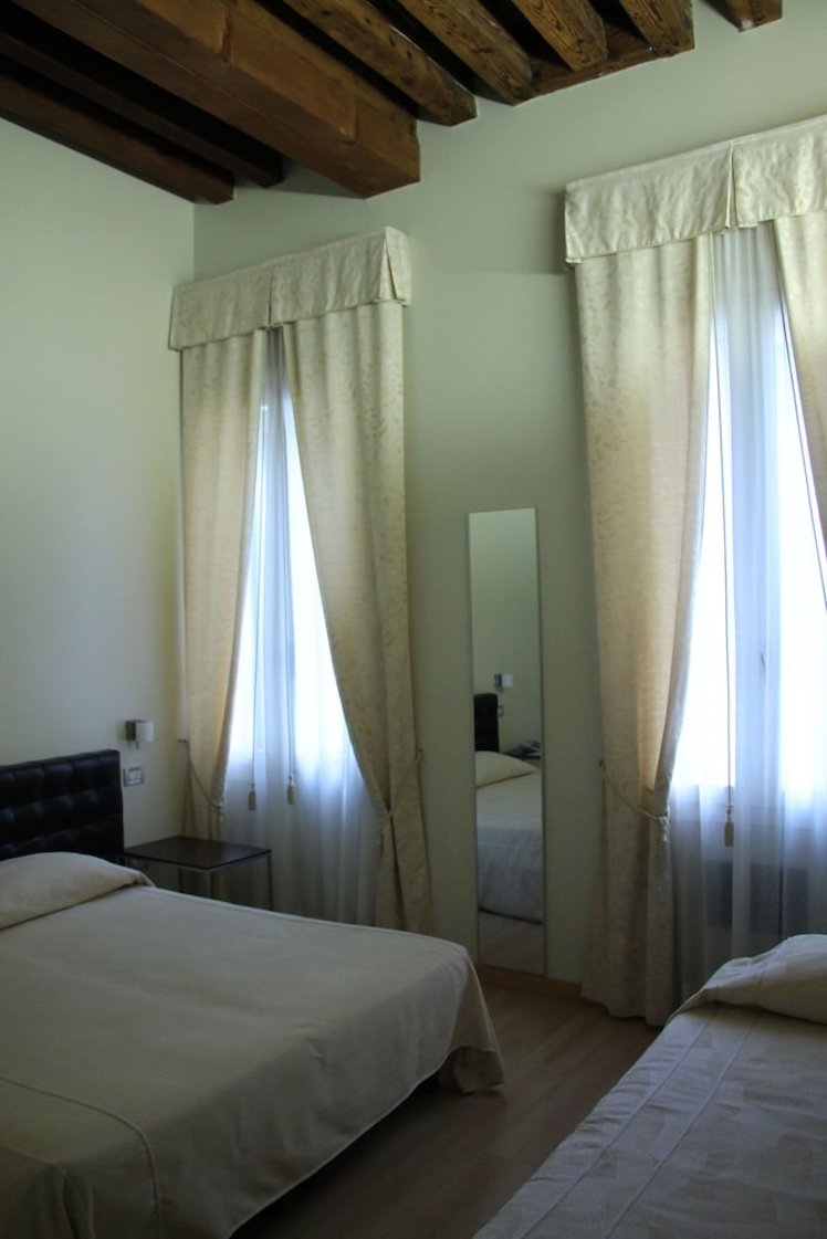 Hotel Tiepolo, Venice