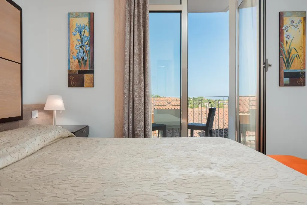 DOUBLE CLASSIC Room, The Pelican Beach Resort & Spa - Adults Only, Olbia